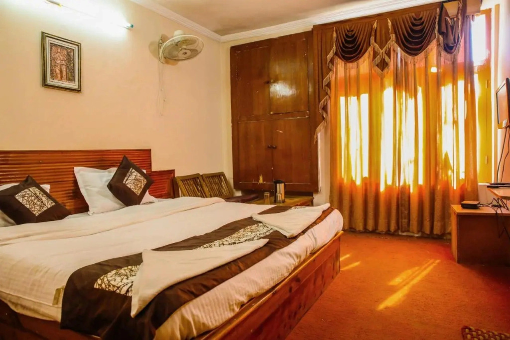 Hotel Century Gangri