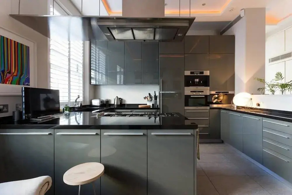 Spectacular 4 Bed House, Pimlico