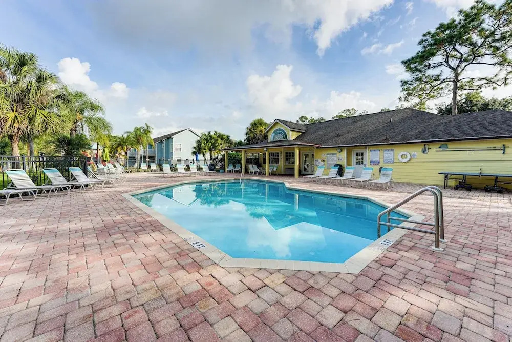 Florida Fun! Family Condo w/ Pool, 8 Mi to WDW