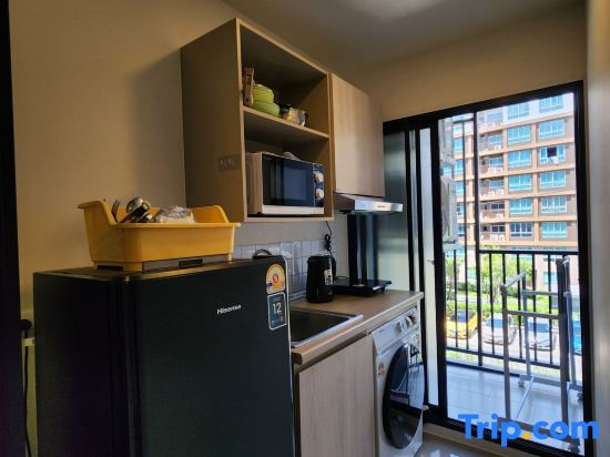 Cozy Minimalist room 15min drive to patong