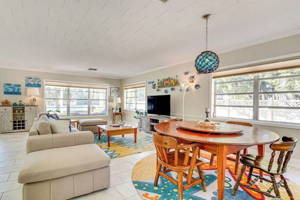 Dock + Lanai: Riverview Homosassa Escape!