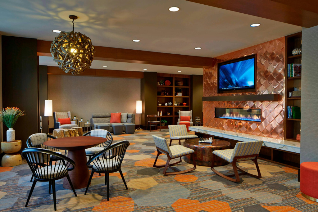 Courtyard by Marriott Lake George