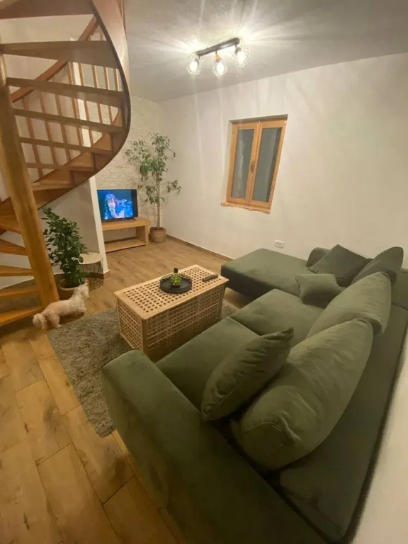 Soothing Holiday Home Green Life