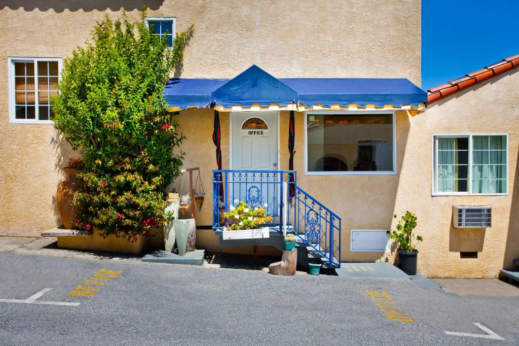 Alpine Inn And Suites