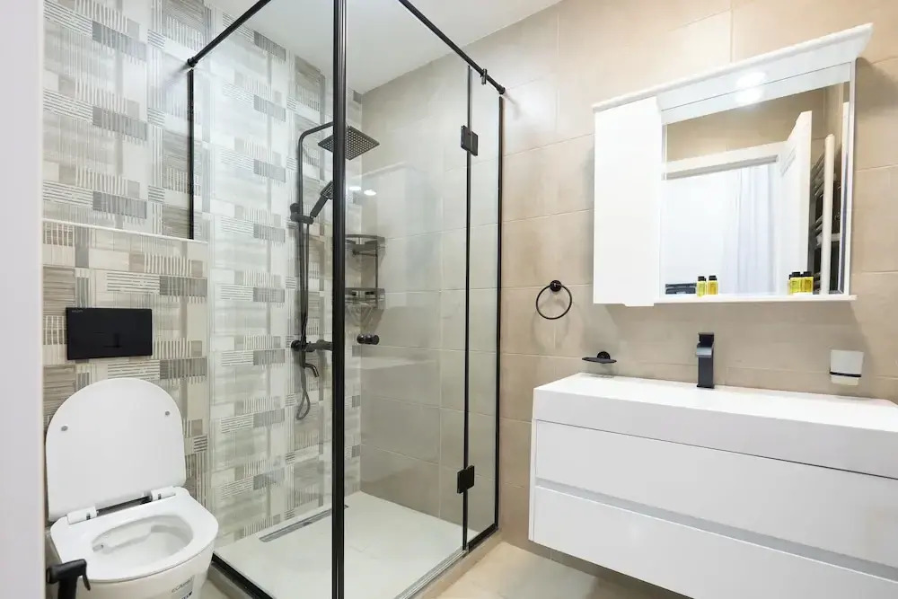 Chic & Modern 4BR Home in Old Tbilisi