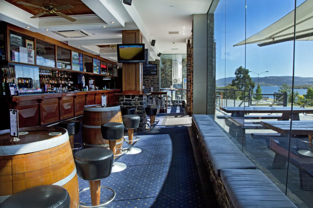 Banjo Paterson Inn