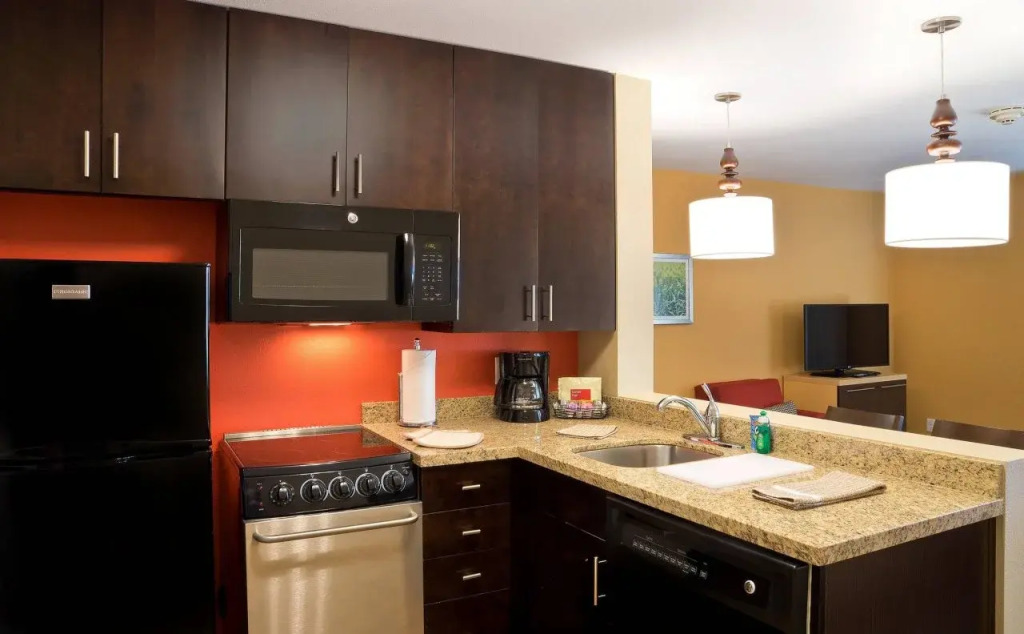 TownePlace Suites by Marriott Garden City