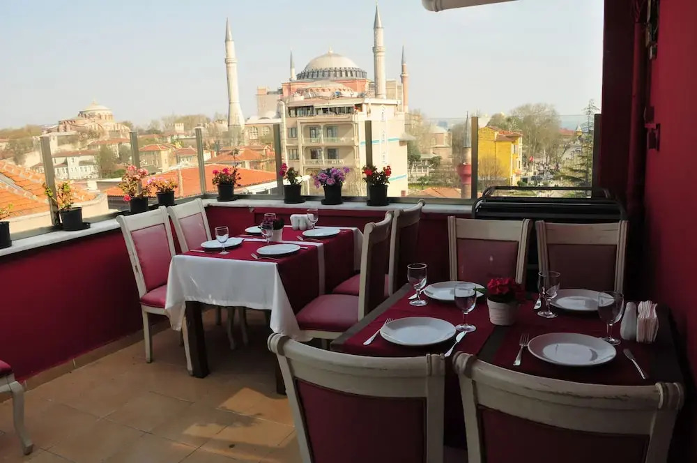 Istanbul Queen