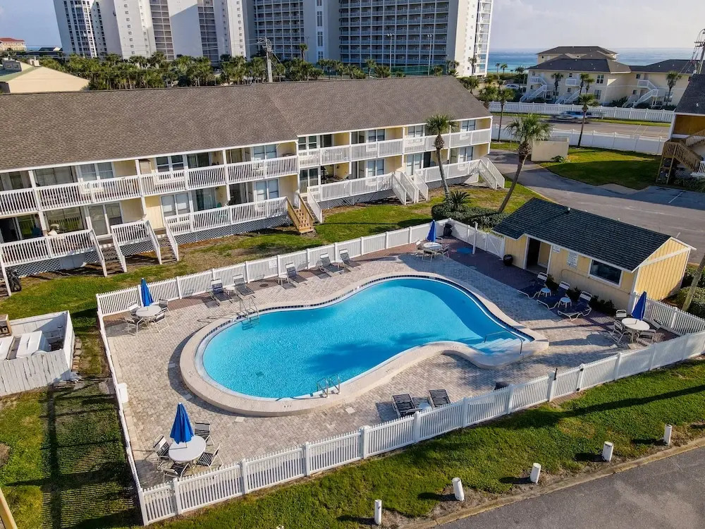 Sandpiper Cove #4213 by Southern Vacation Rentals