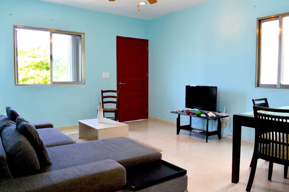 Torre Toho Ku T6 by Riviera Rentals