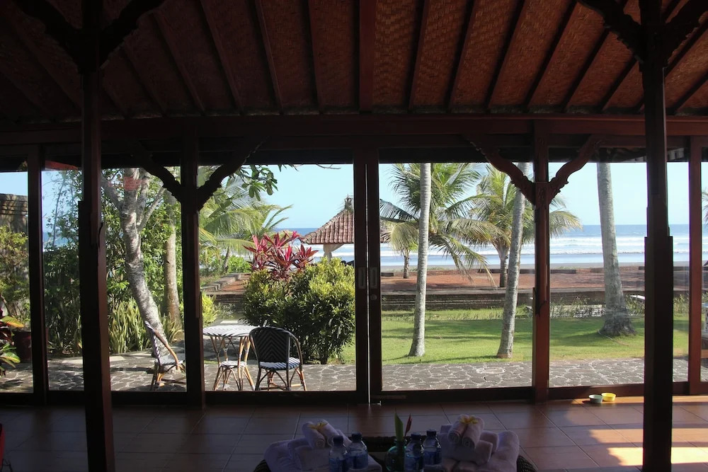 Bali Hai Island Resort Jembrana