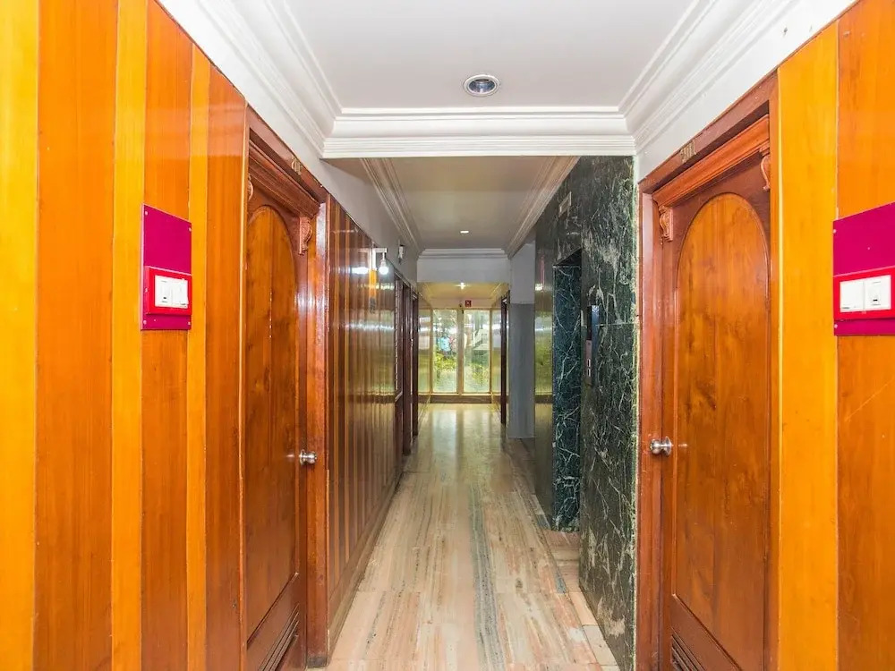 OYO 3778 Hotel Pulkeshi
