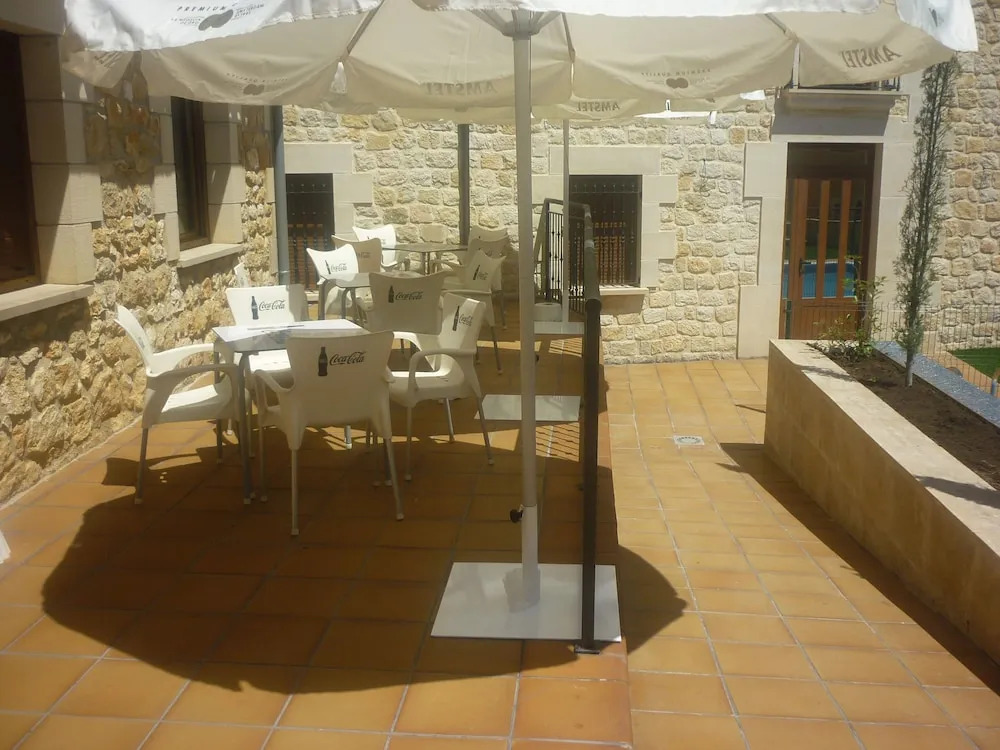Hostal Santo Domingo de Silos
