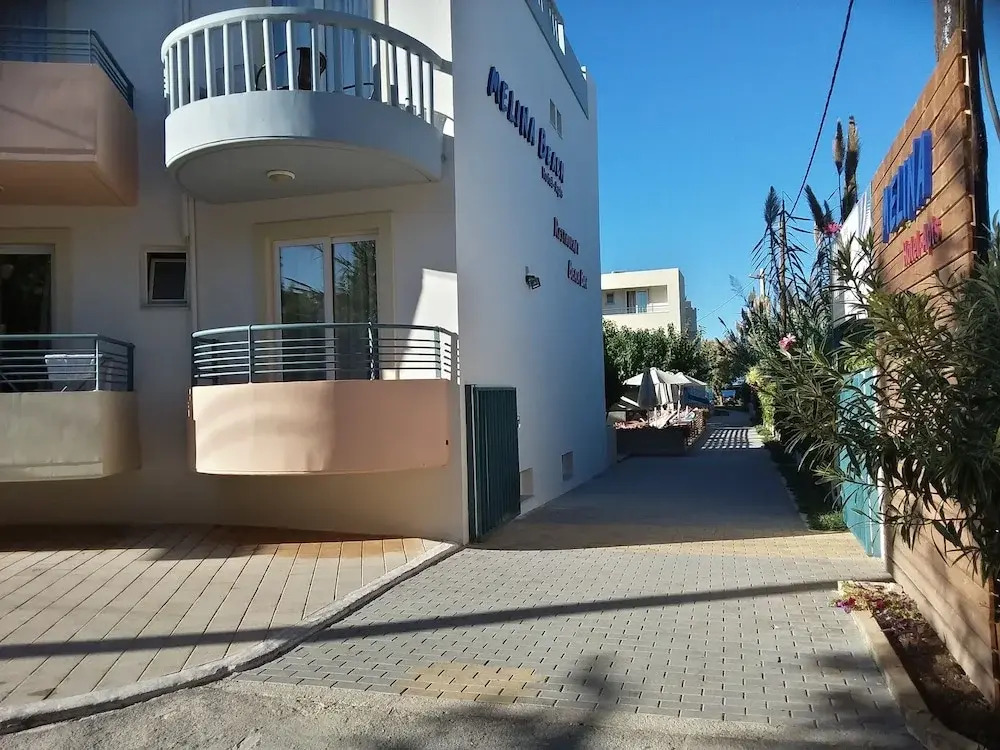 Melina Beach Hotel