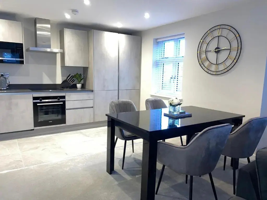 Roomotel - Oakview Moseley