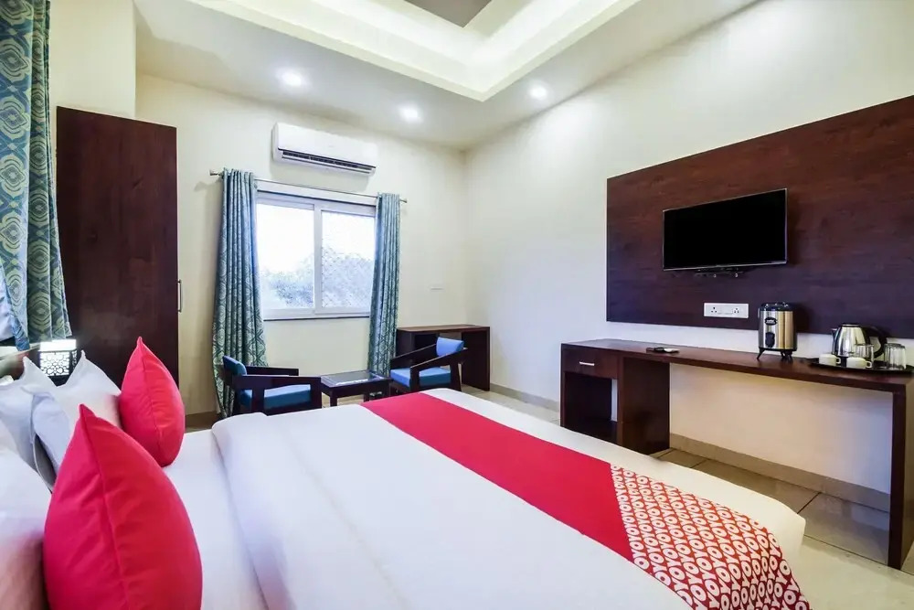 Oyo 36851 Hotel Silver Retreat