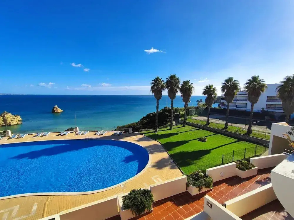 Lagos Ocean BAY With Pool by Homing