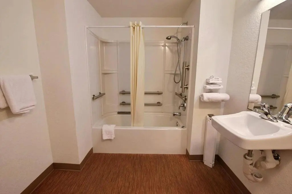 Park Inn by Radisson, Thornton