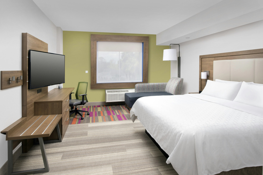 Holiday Inn Express Jacksonville Beach by IHG