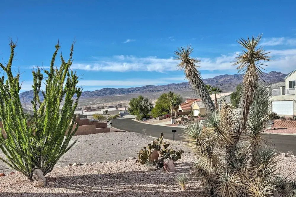 Private Desert Escape 5 Min to Casino, Lake, River