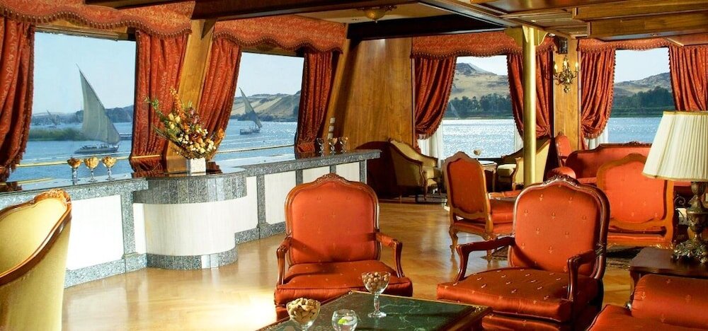 Adonis Nile Cruise, Hotel & Restaurant