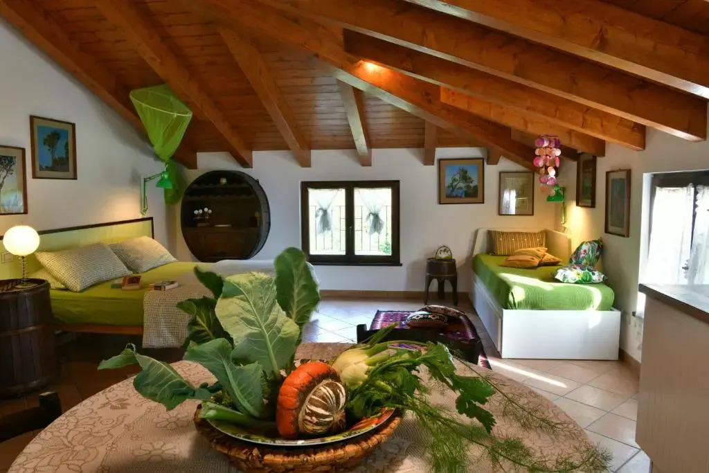 Il Laghello Wood House