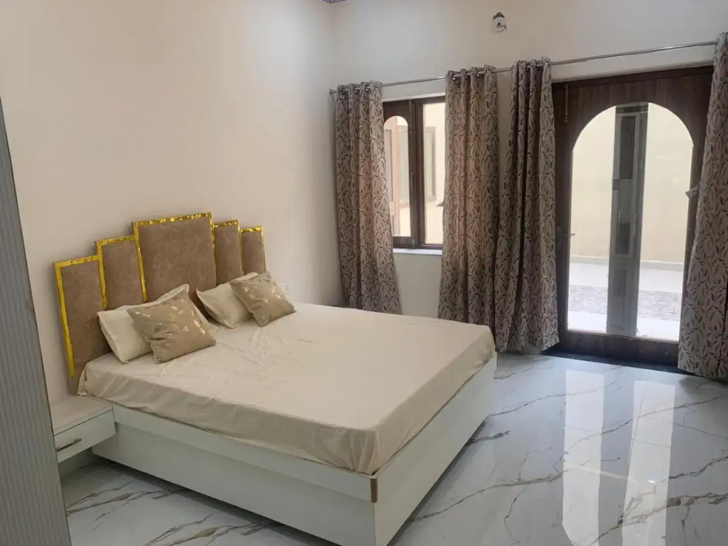"Shree" Home Stay