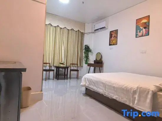 Swan Apartment (Zhuhai Sun and Moon Shell Grand Theater)