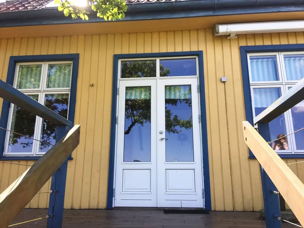 Skærven Beachfront Apartments and Cottage