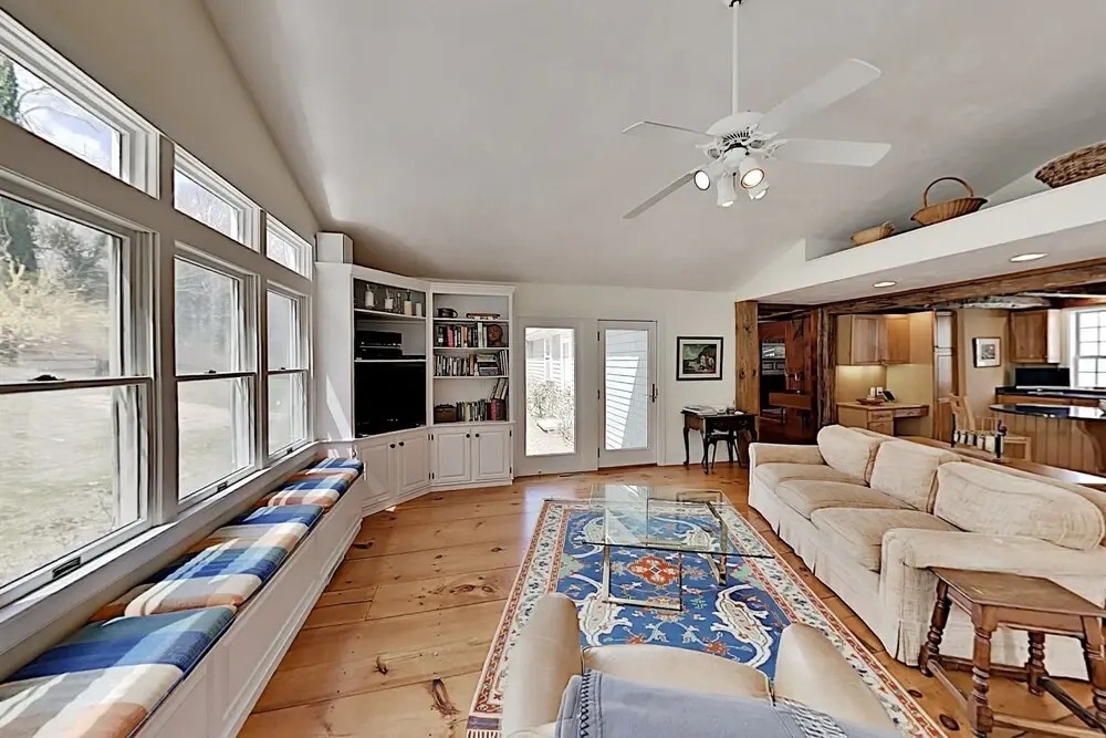 Timeless Cape Near Cold Storage Beach 4 Bedroom Home