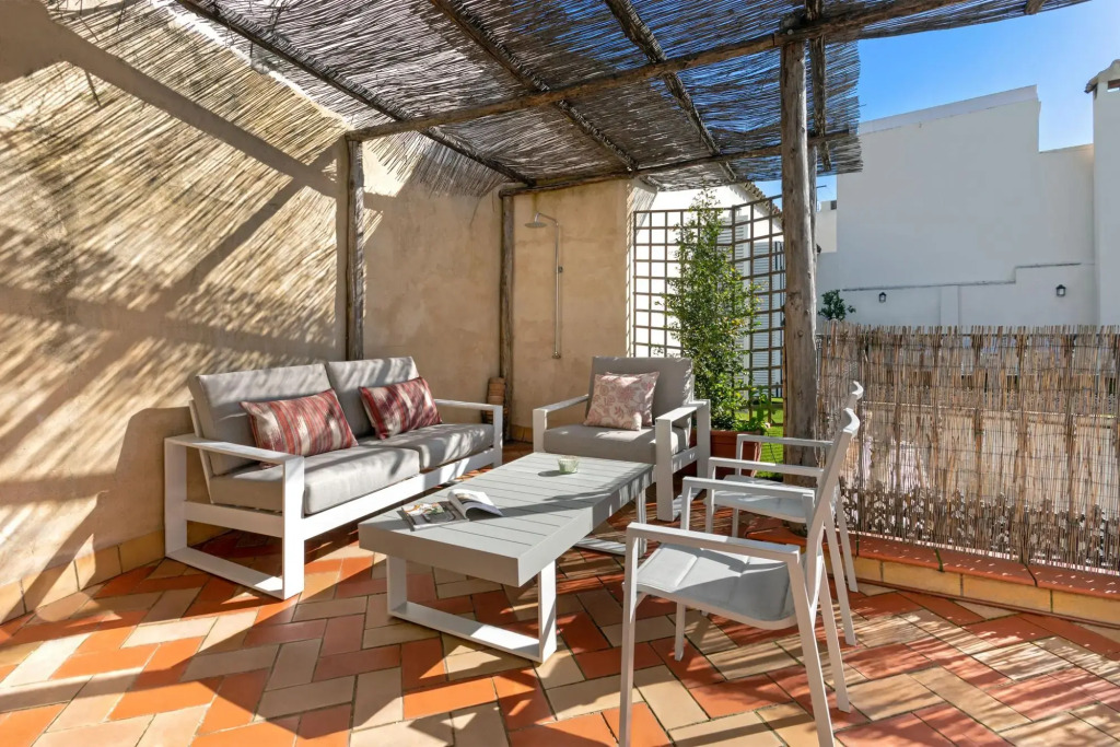 Stunning apartment 3BD with terrace in Santa Cruz. Abades Terrace II