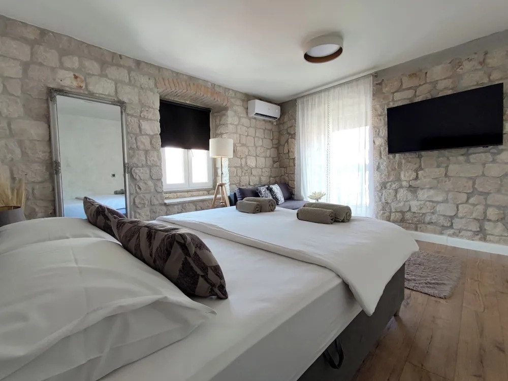Guest House Exalto
