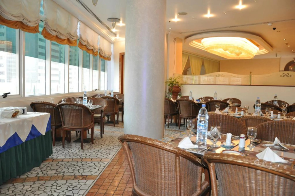 Grand Continental Hotel