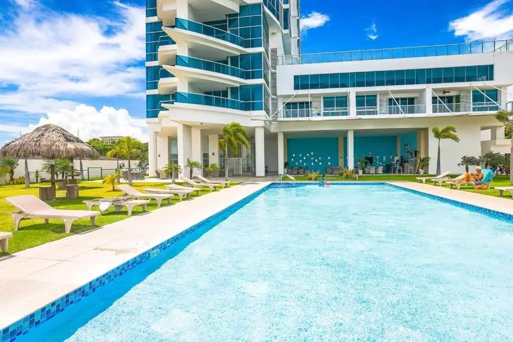Condo Gorgona Beach Apartamento de Lujo de 2 Habitaciones
