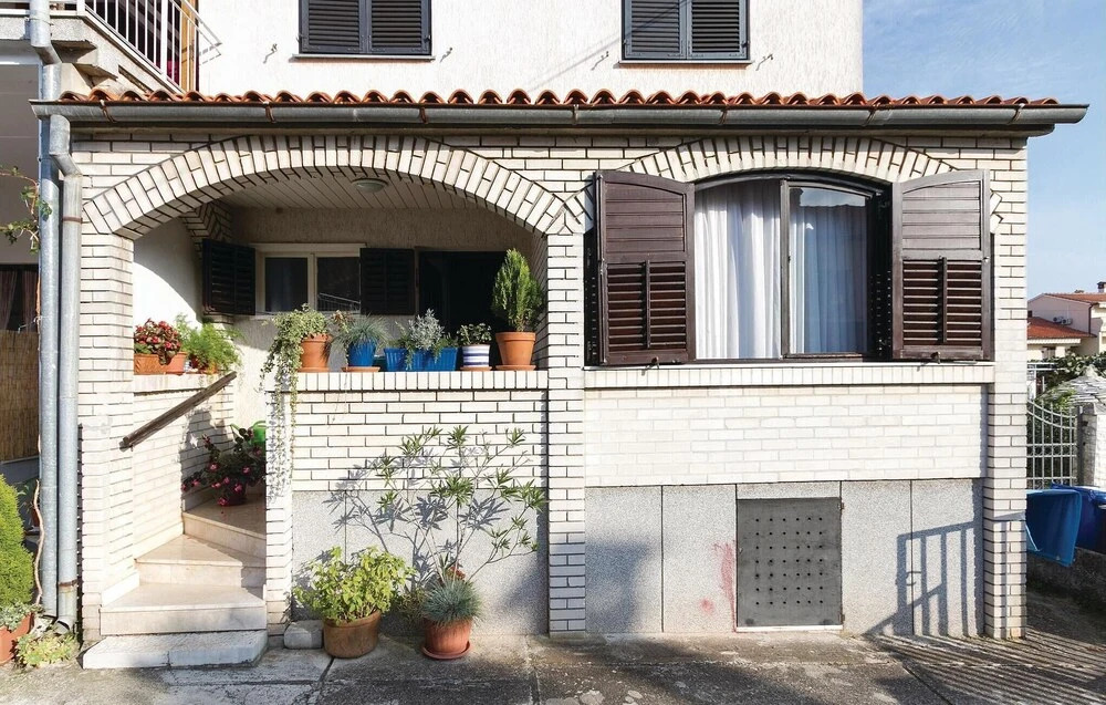 Awesome Home in Rovinj With Wifi and 2 Bedrooms