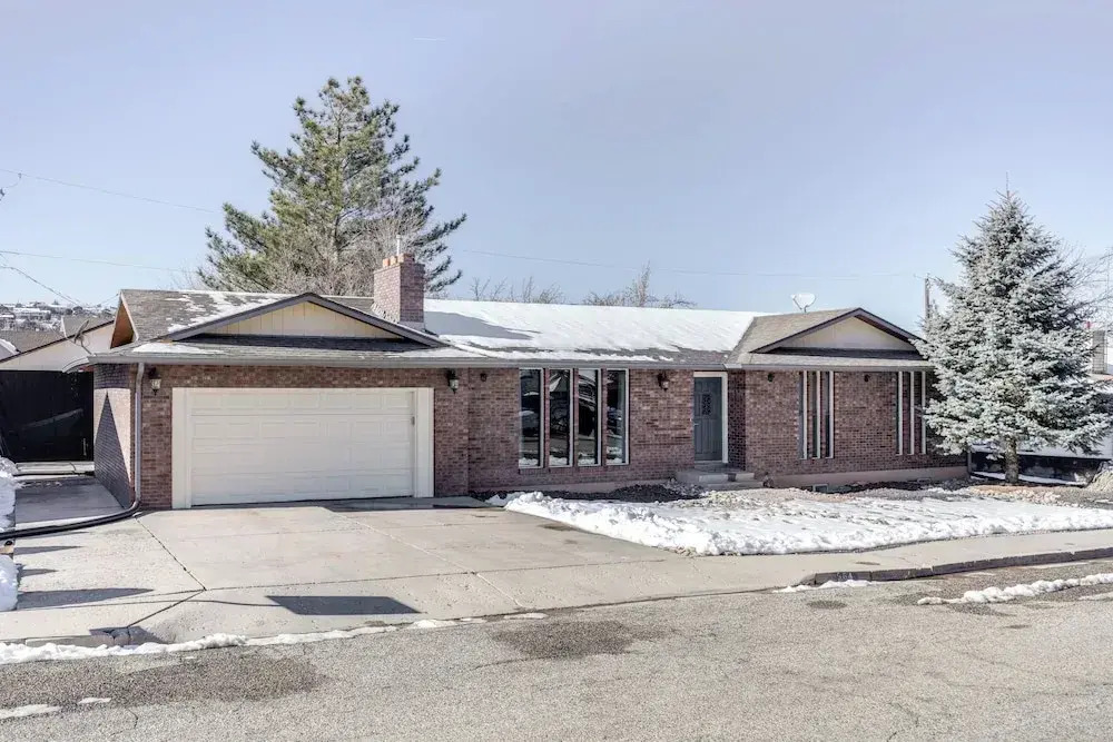 Central Cedar City Apartment: Walk to Suu!