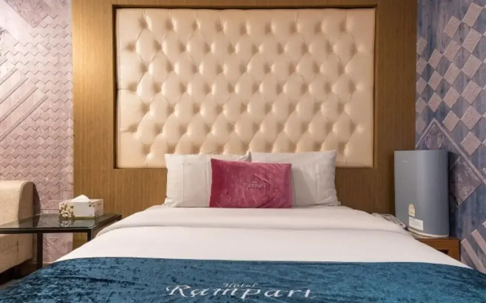 Hotel Staylight Sadang Inn