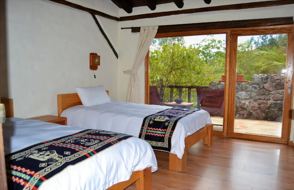 Ilatoa Lodge