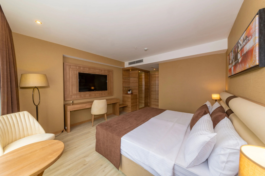 38 Hotel