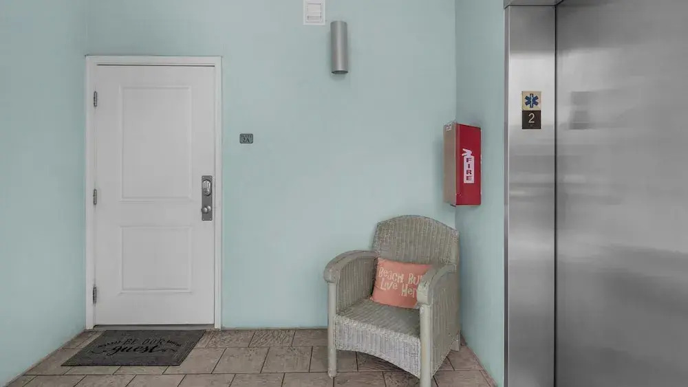 Modern Gulf Place Unit With Gulf Views & Amazing Amenities