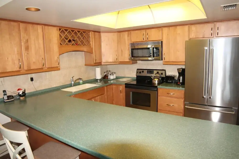 3 Bedroom Oceanfront Luxury Condo - Sand Dollar Iii, 205