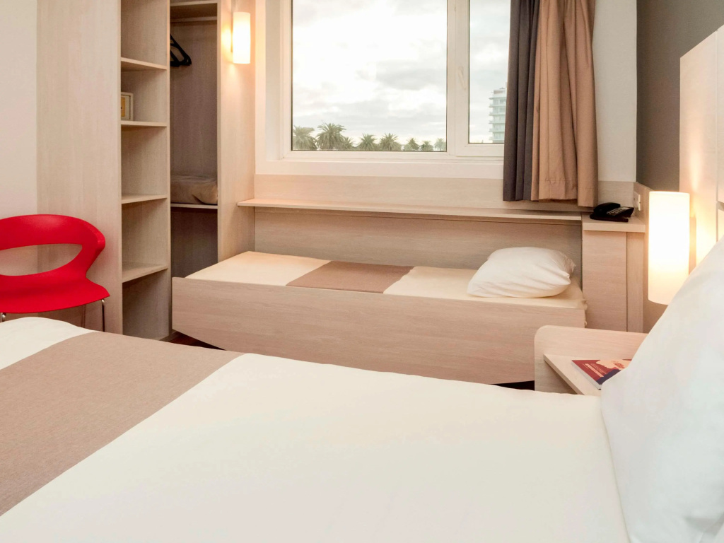 Ibis Montevideo