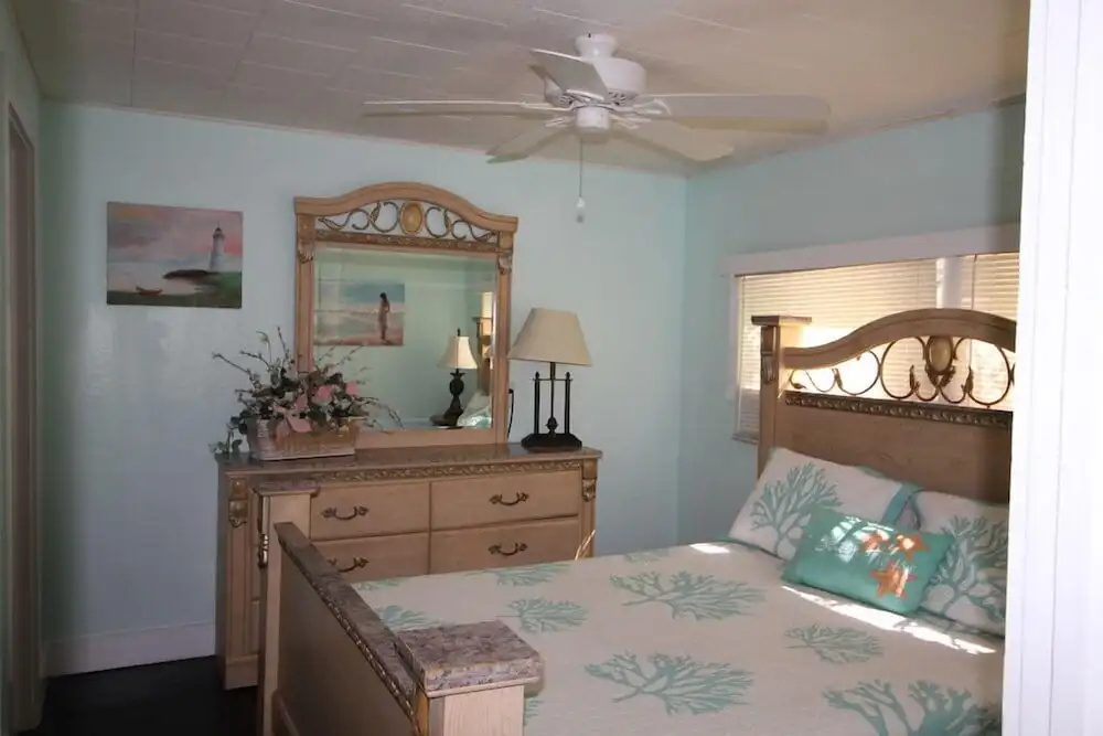 Indian River Lagoon Waterfront Cottages