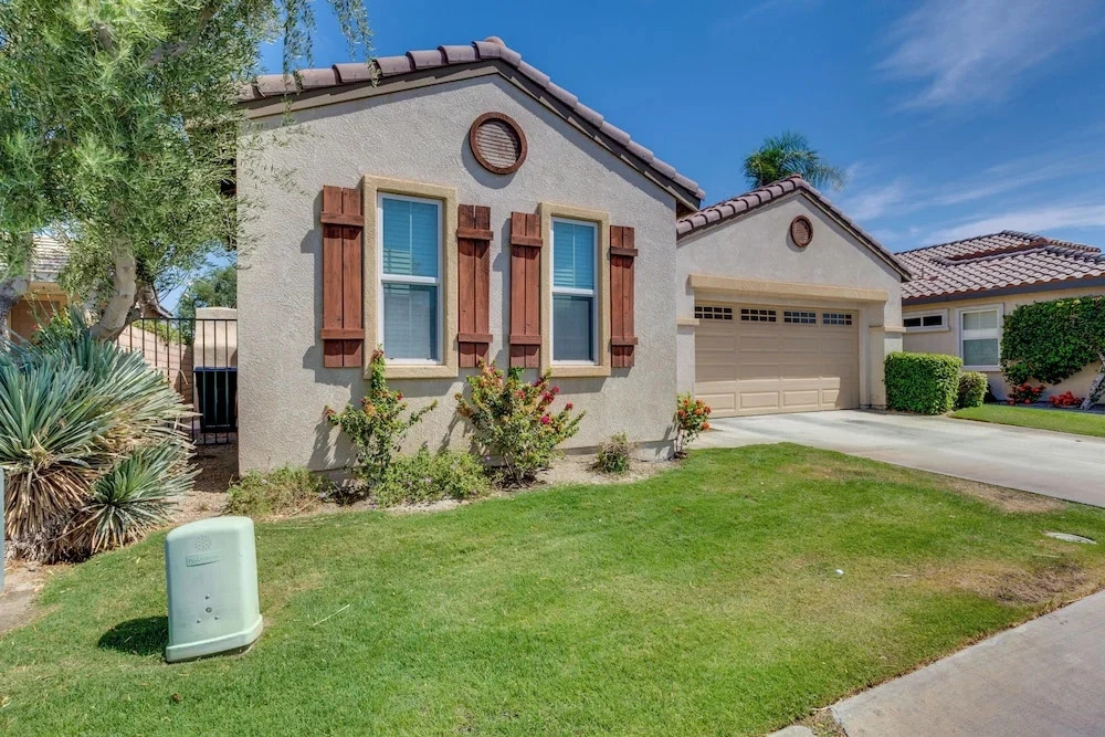 Pool Access + Mtn Views! Extended Escape in Indio