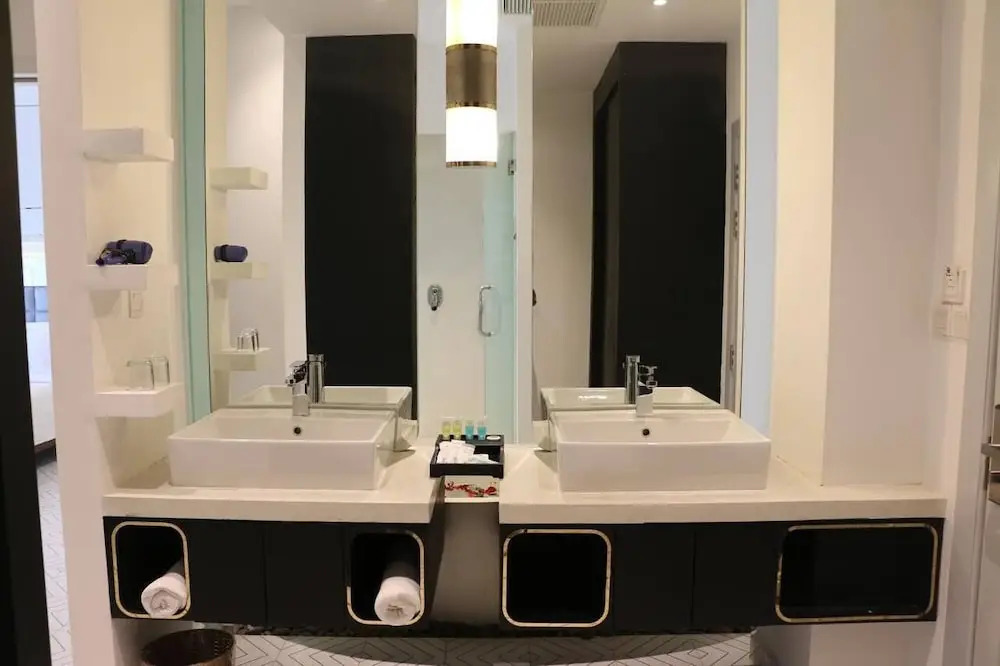 Hengly Mohasambath Hotel & Spa