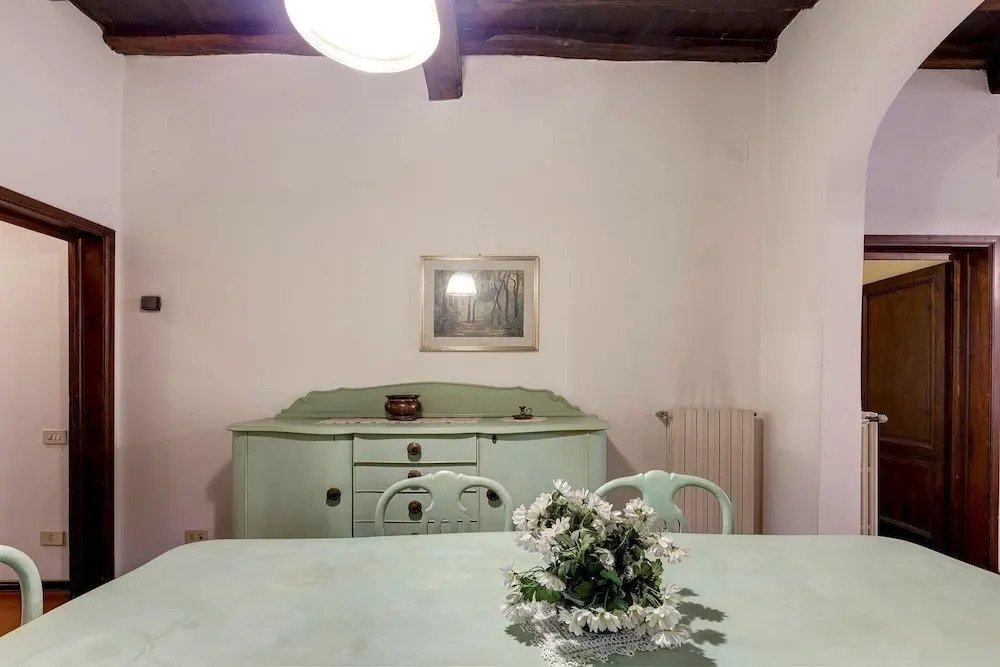 Pepi 51 in Firenze With 2 Bedrooms and 2 Bathrooms