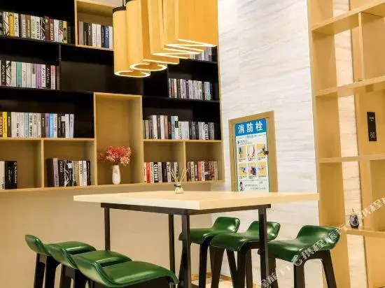 City Comort Inn (Chengdu Qingbaijiang)