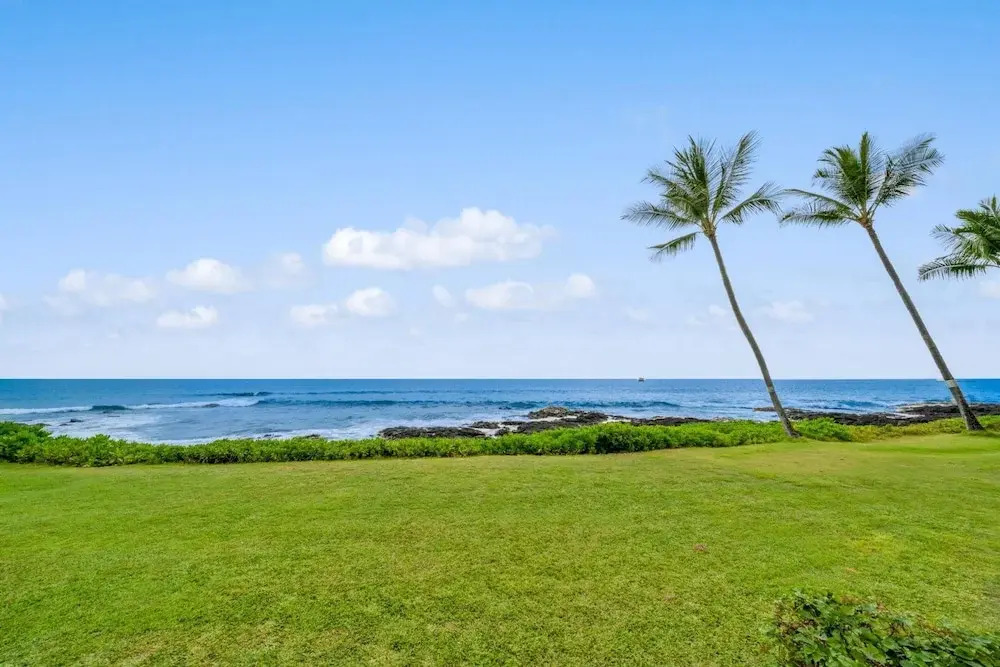 Big Island Kona Reef C-32 by Coldwell Banker Island Vacations