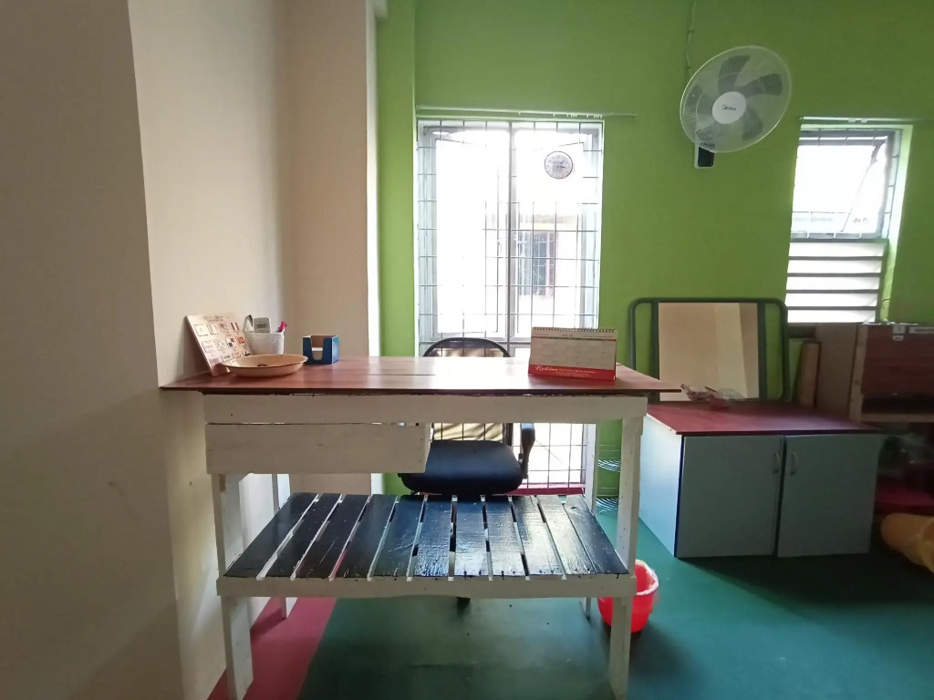 SPOT ON 90119 Bed's Guesthouse