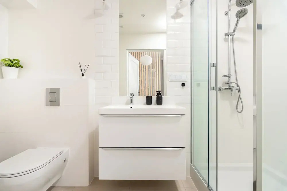 Modern  Apartments  by Upstairs